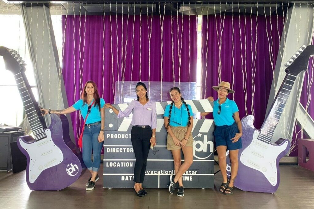 hola weddings team at planet hollywood cancun wedding resort