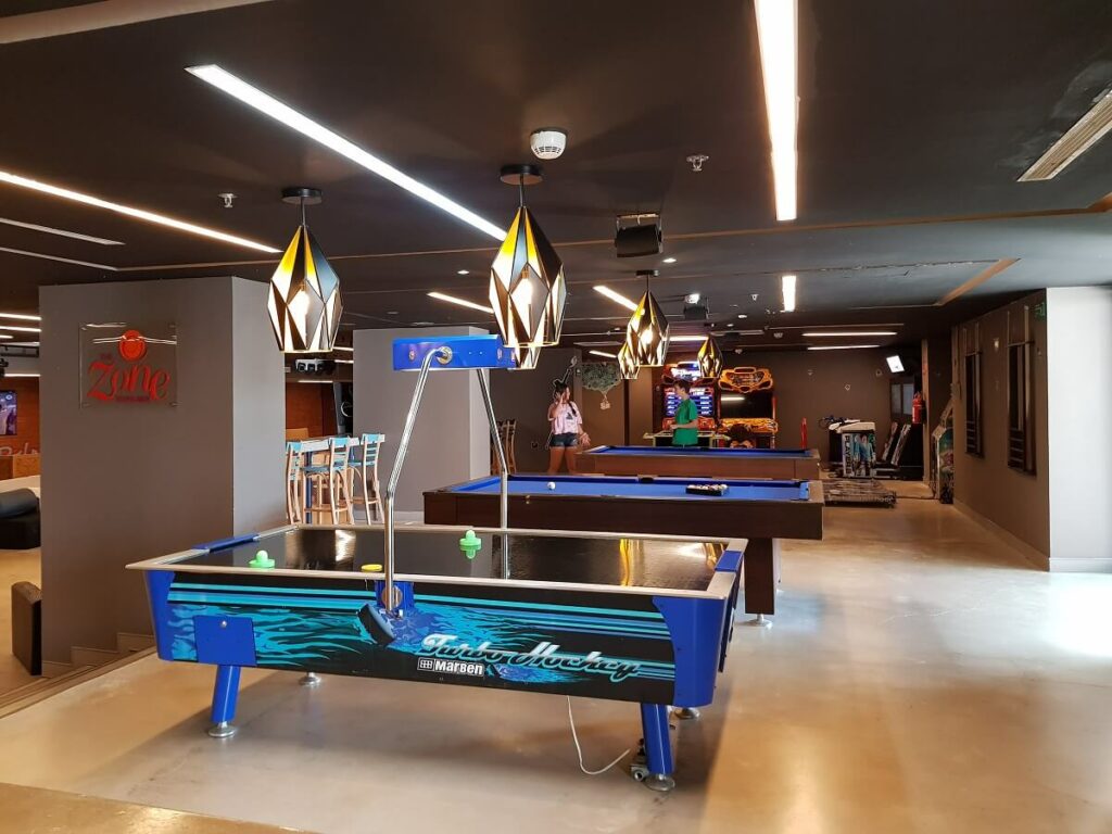 core zone teens club with games