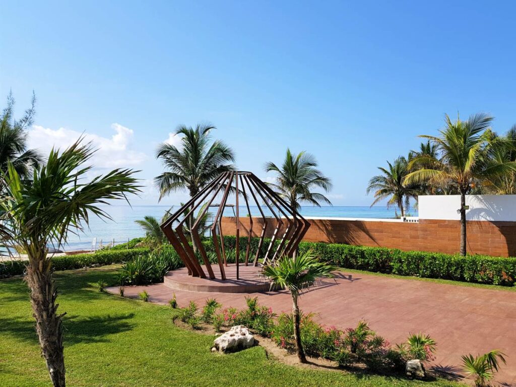 Moder wooden gazebo with ocean view