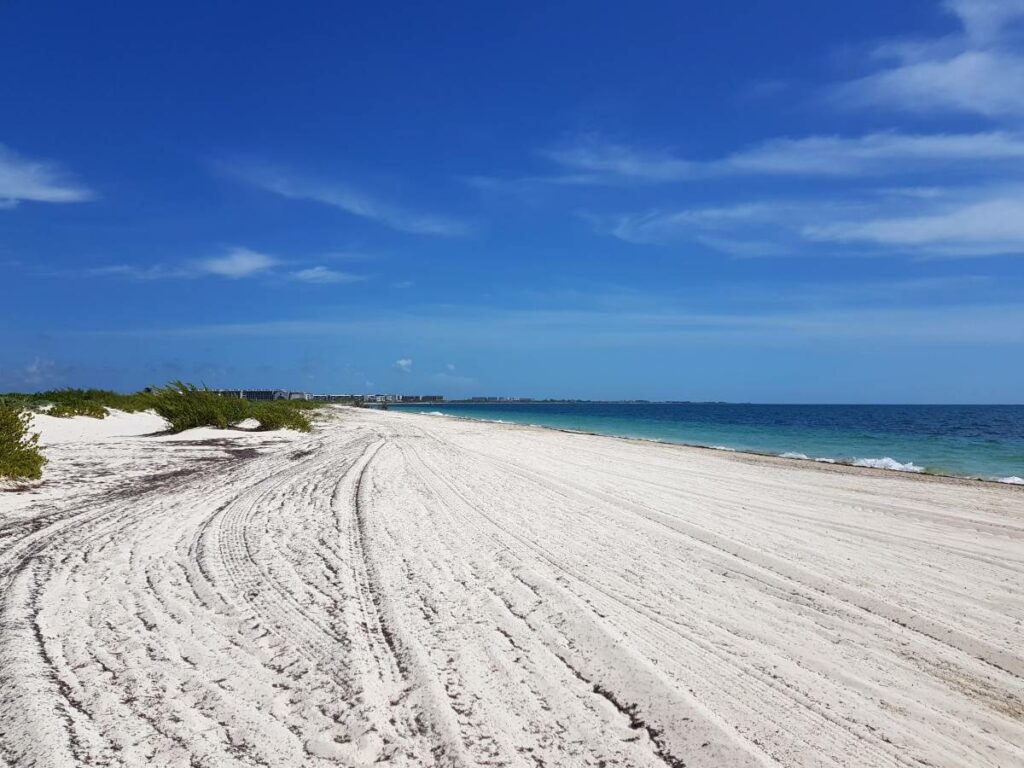 Big, secluded and private carribean beach in costa mujeres mexico
